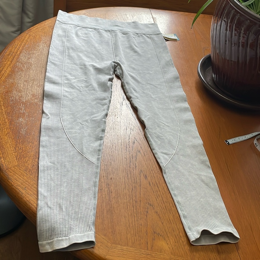 NWT Aeropostale seamless leggings size XL